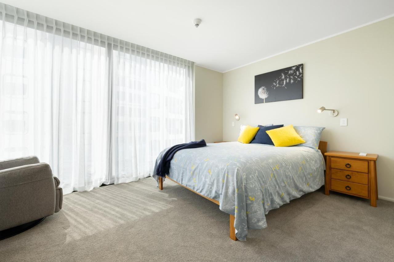 Spacious Oceanside Oasis Mount Maunganui Bagian luar foto