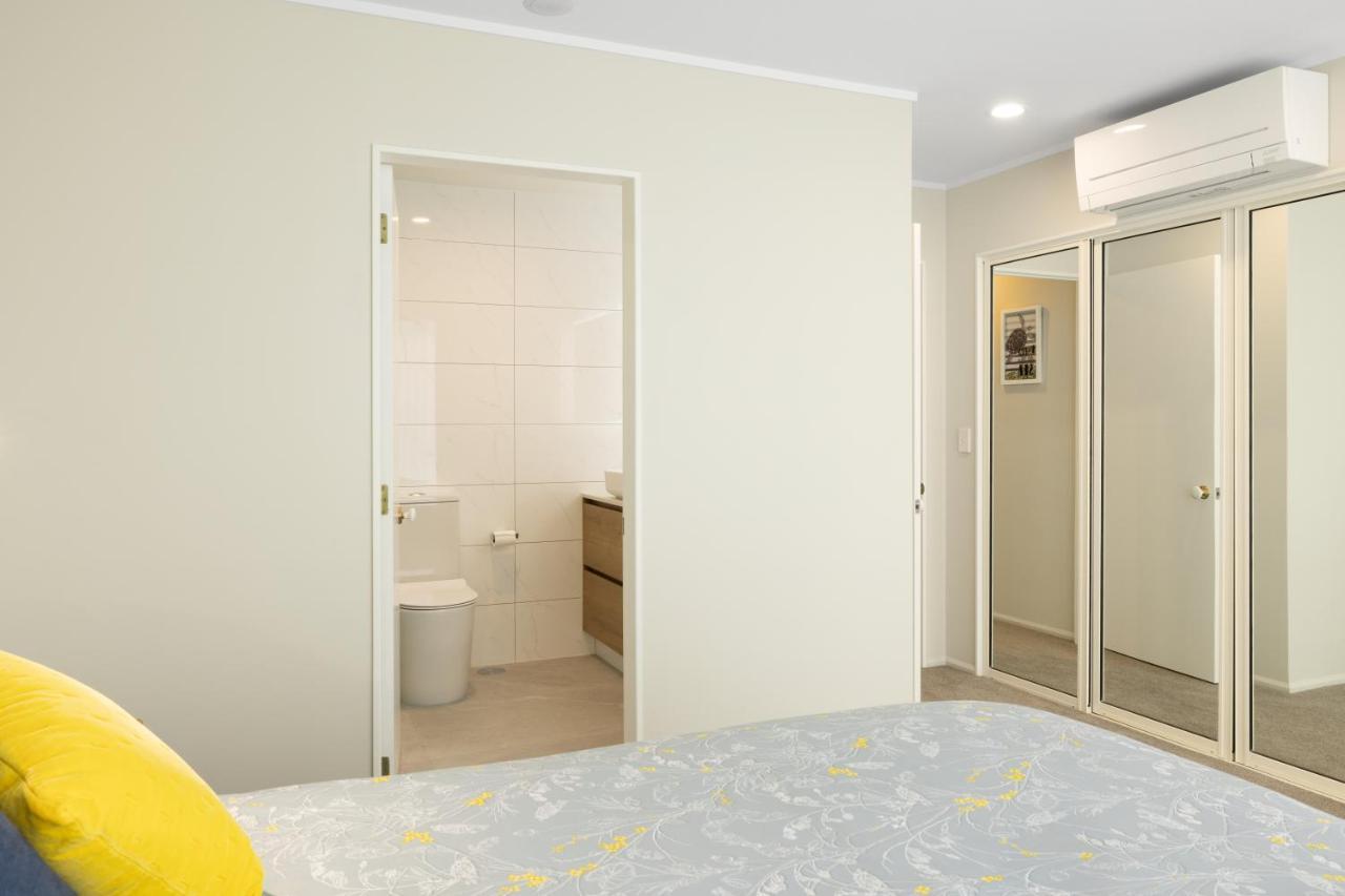 Spacious Oceanside Oasis Mount Maunganui Bagian luar foto